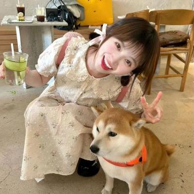 月亮中的亚马逊女人